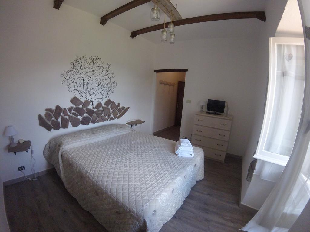 Agriturismo Dei Legi San Pietro Vara Kültér fotó