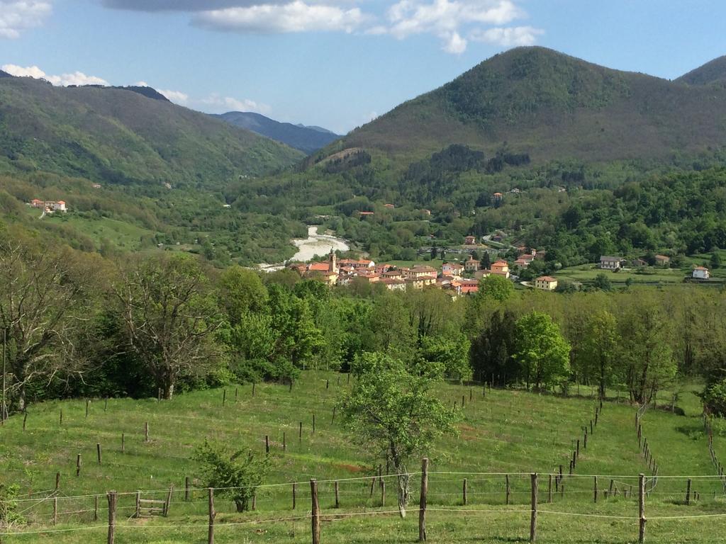 Agriturismo Dei Legi San Pietro Vara Kültér fotó