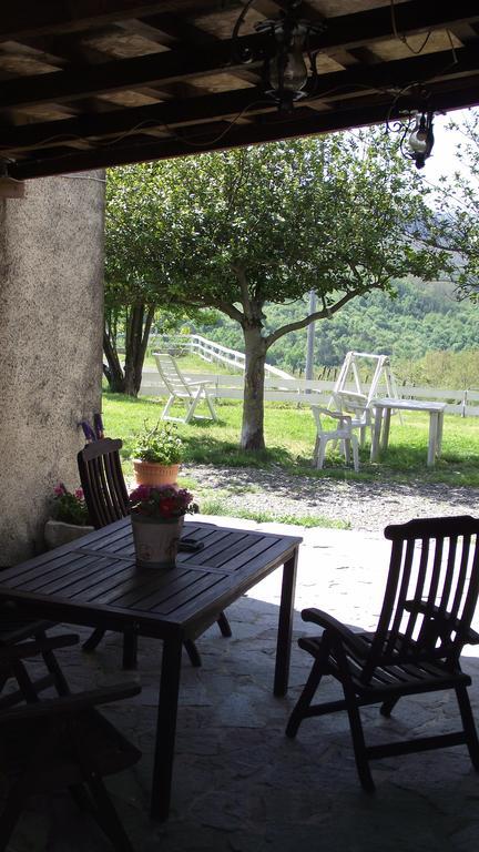 Agriturismo Dei Legi San Pietro Vara Kültér fotó