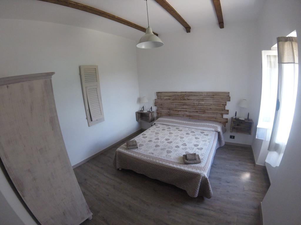 Agriturismo Dei Legi San Pietro Vara Kültér fotó