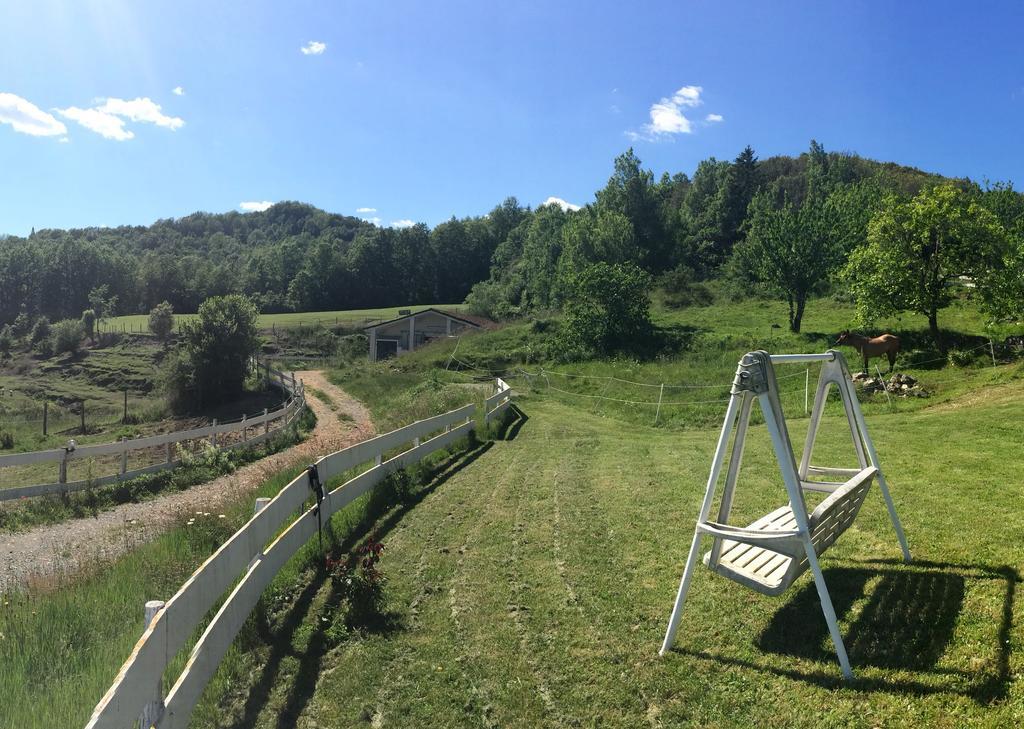 Agriturismo Dei Legi San Pietro Vara Kültér fotó