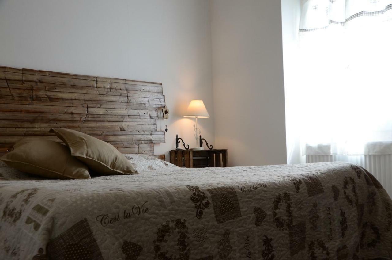 Agriturismo Dei Legi San Pietro Vara Kültér fotó